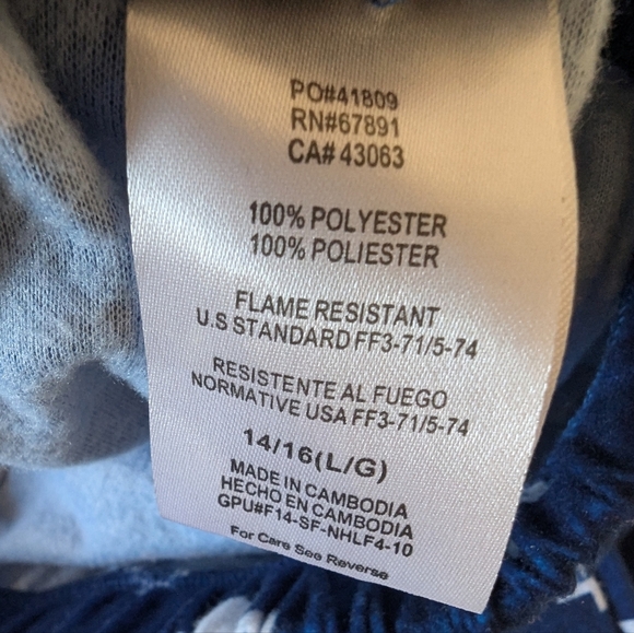 NHL Toronto Maple Leafs Hockey  Team Logo Print Pyjama Youth 14/16 Women S/M - Picture 9 of 12